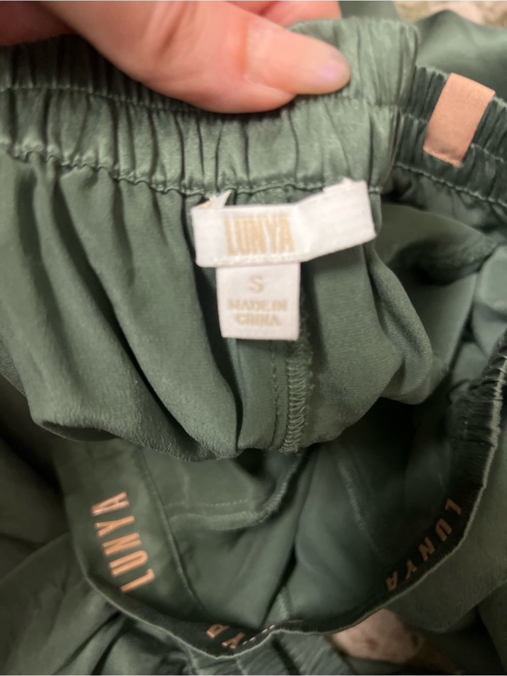 Lunya Silk Sleep Set Top Shorts Pants Green Size Small - Picture 2 of 5
